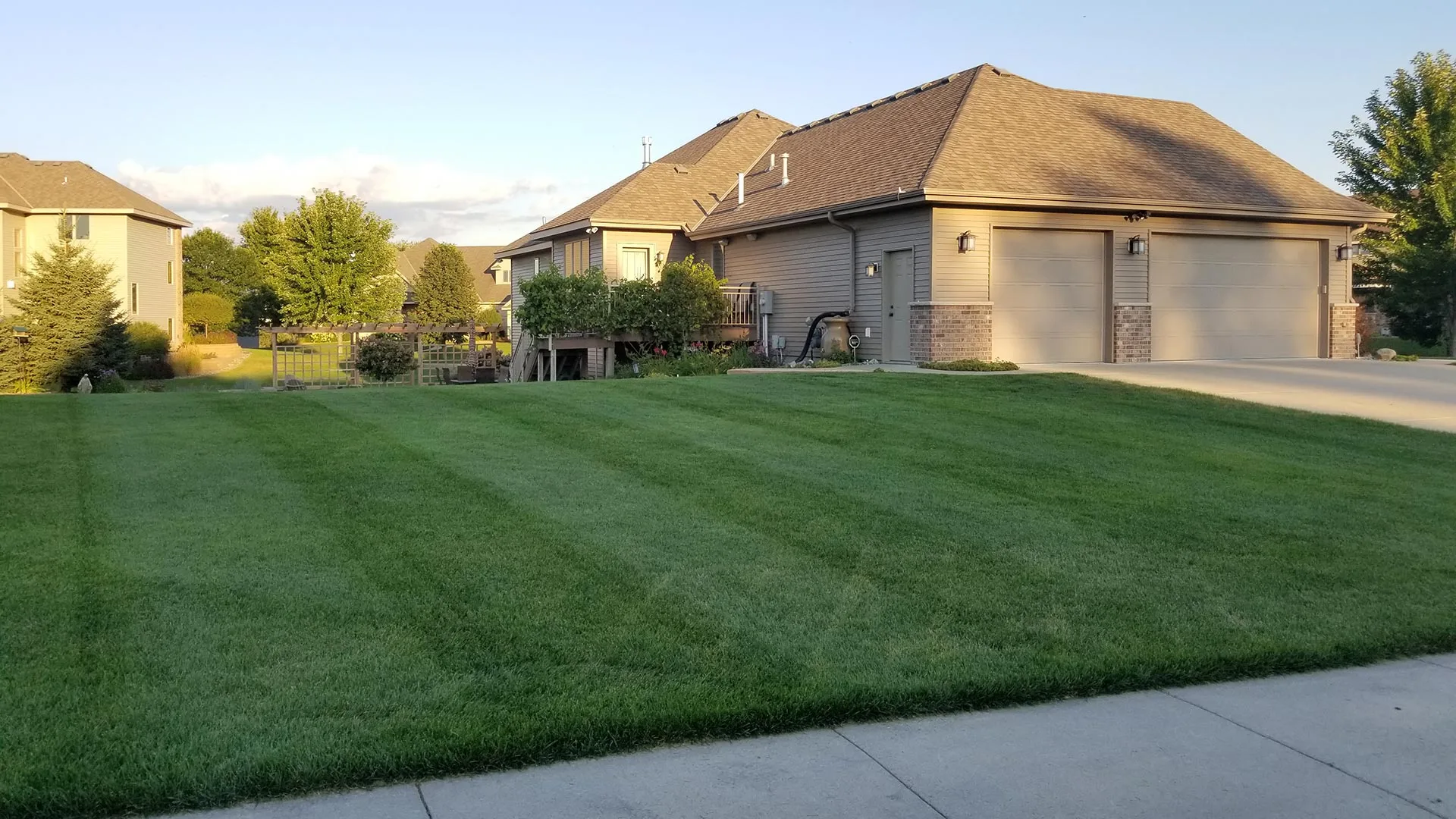 A recently mowed lawn with mowing stripes in St. Cloud, MN.